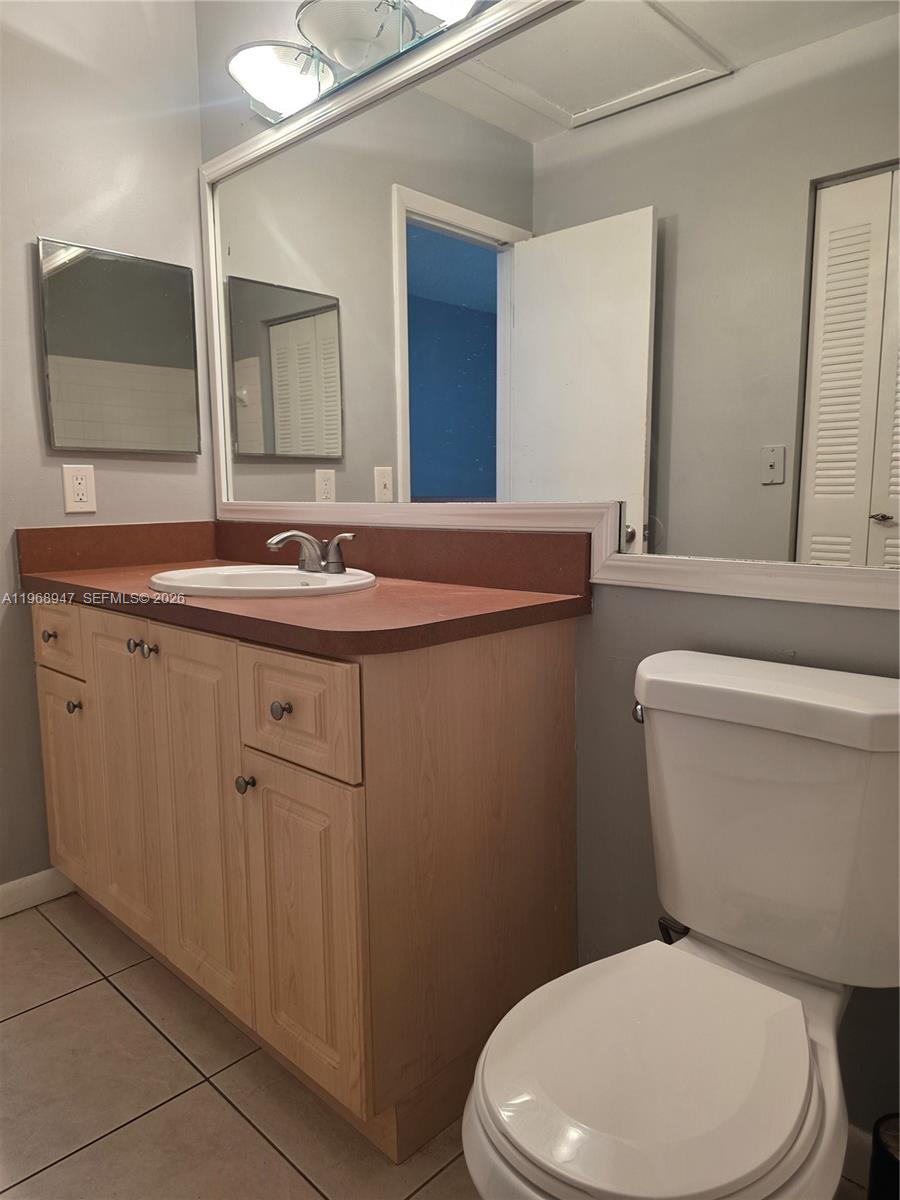 LA HACIENDA COUNTRY CLUB - Residential