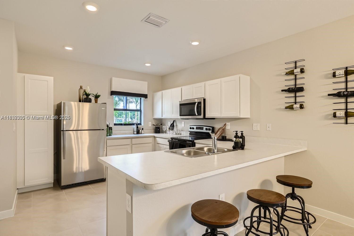 445 NE 1st Dr 445