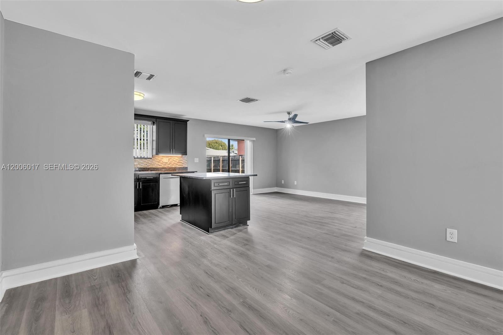 SINGLE FAMILY - Residential