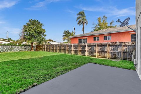 Tiny photo for 14212 NE 4th Ave, Miami, FL 33161 (MLS # A12006017)