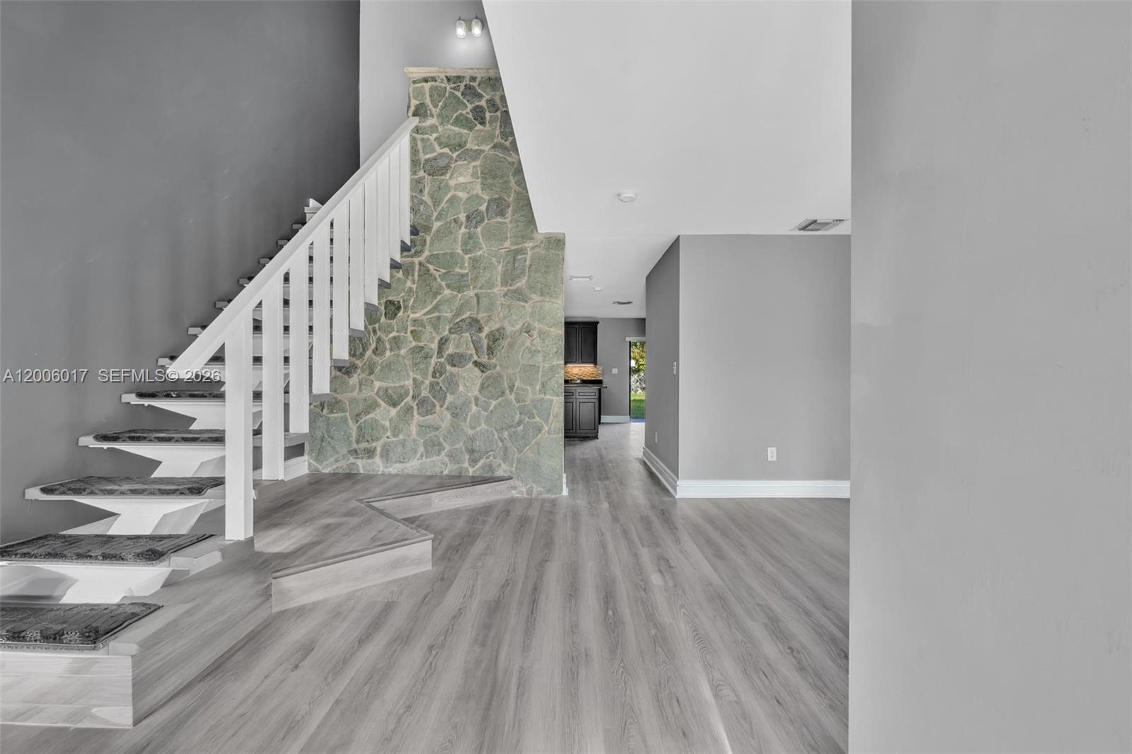 SINGLE FAMILY - Residential