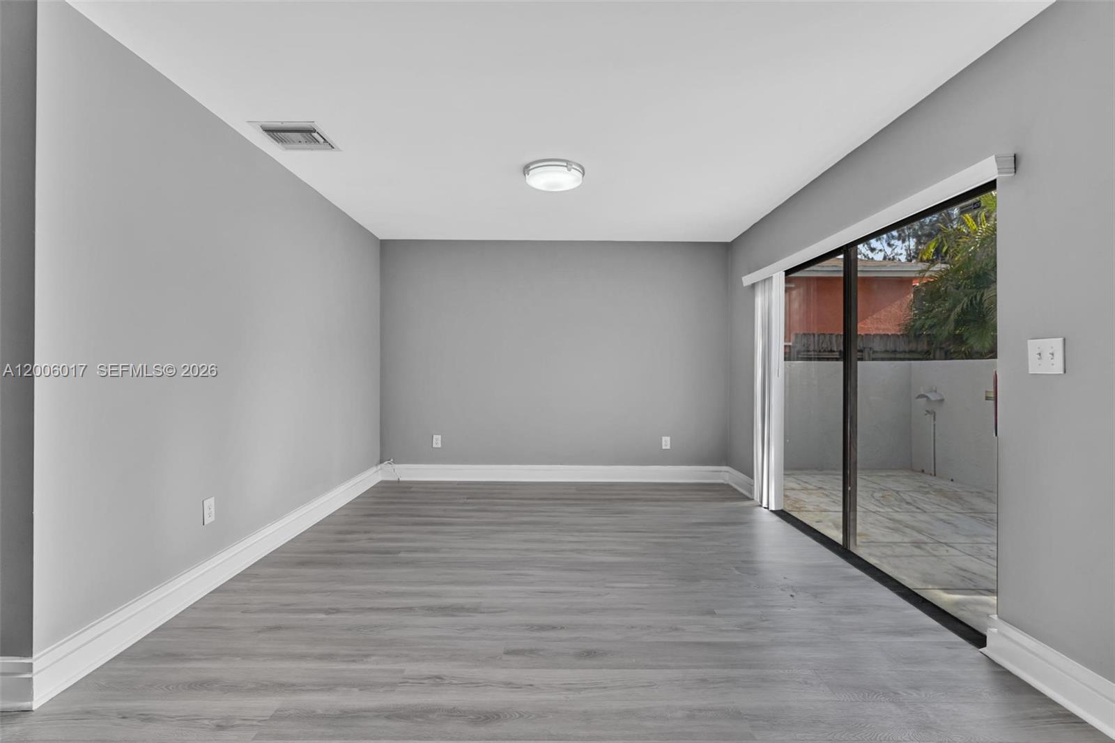 SINGLE FAMILY - Residential