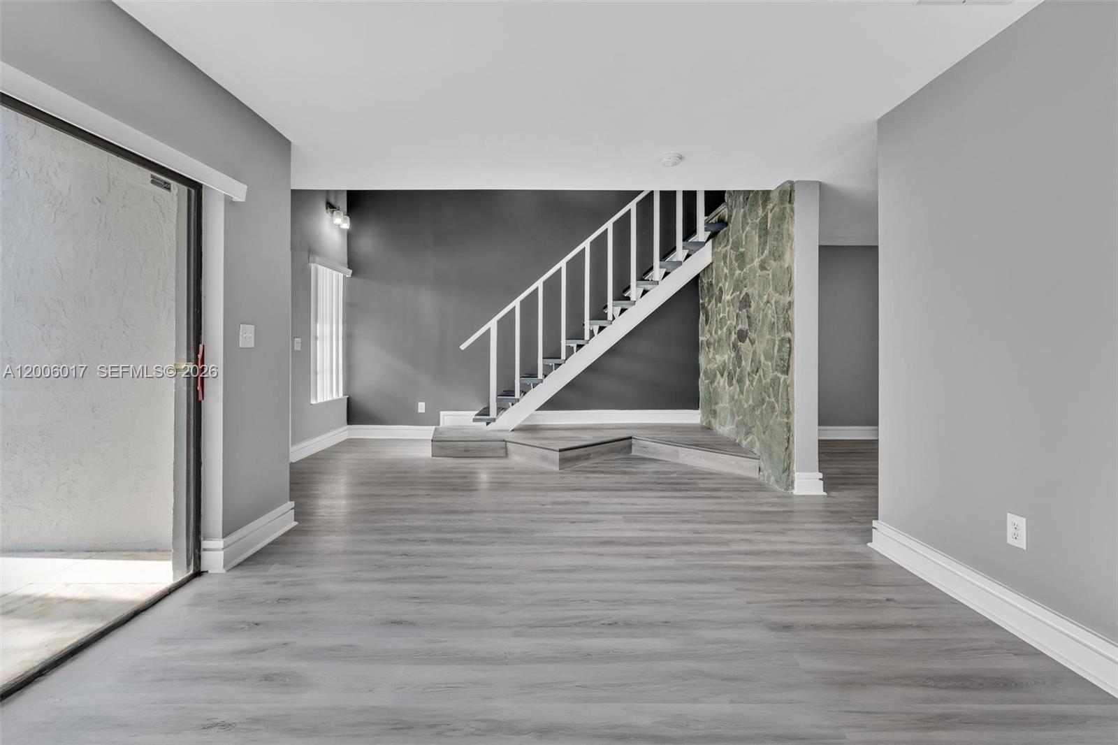 SINGLE FAMILY - Residential