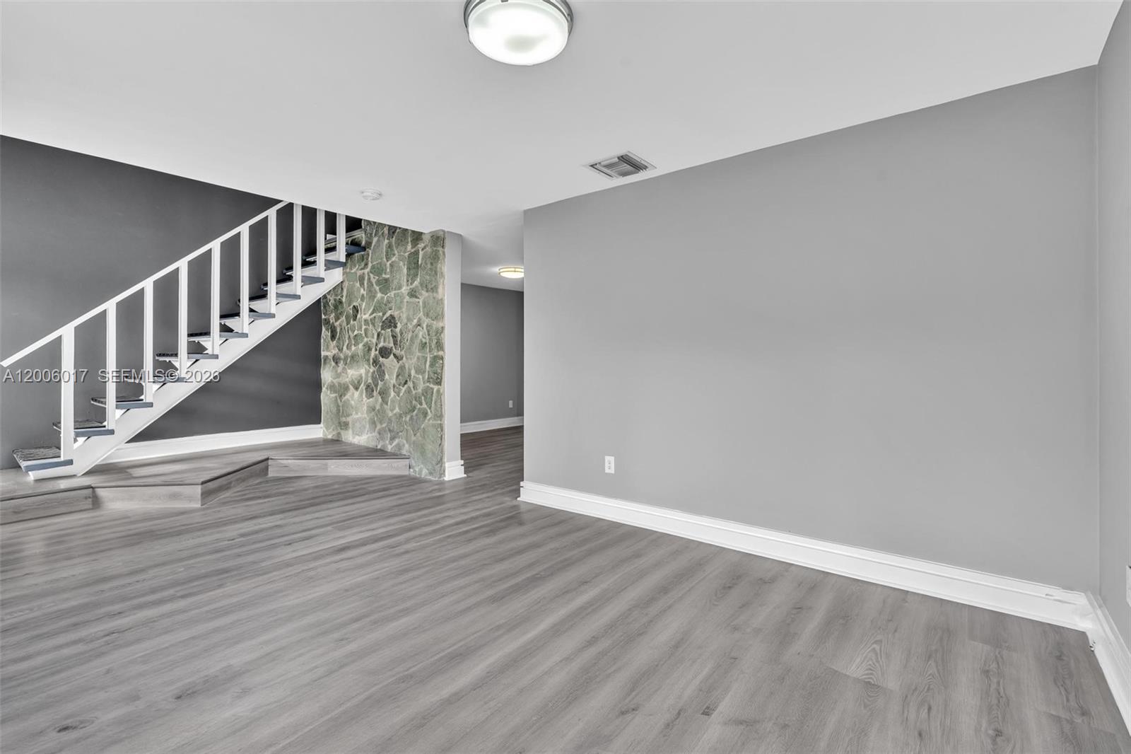 SINGLE FAMILY - Residential