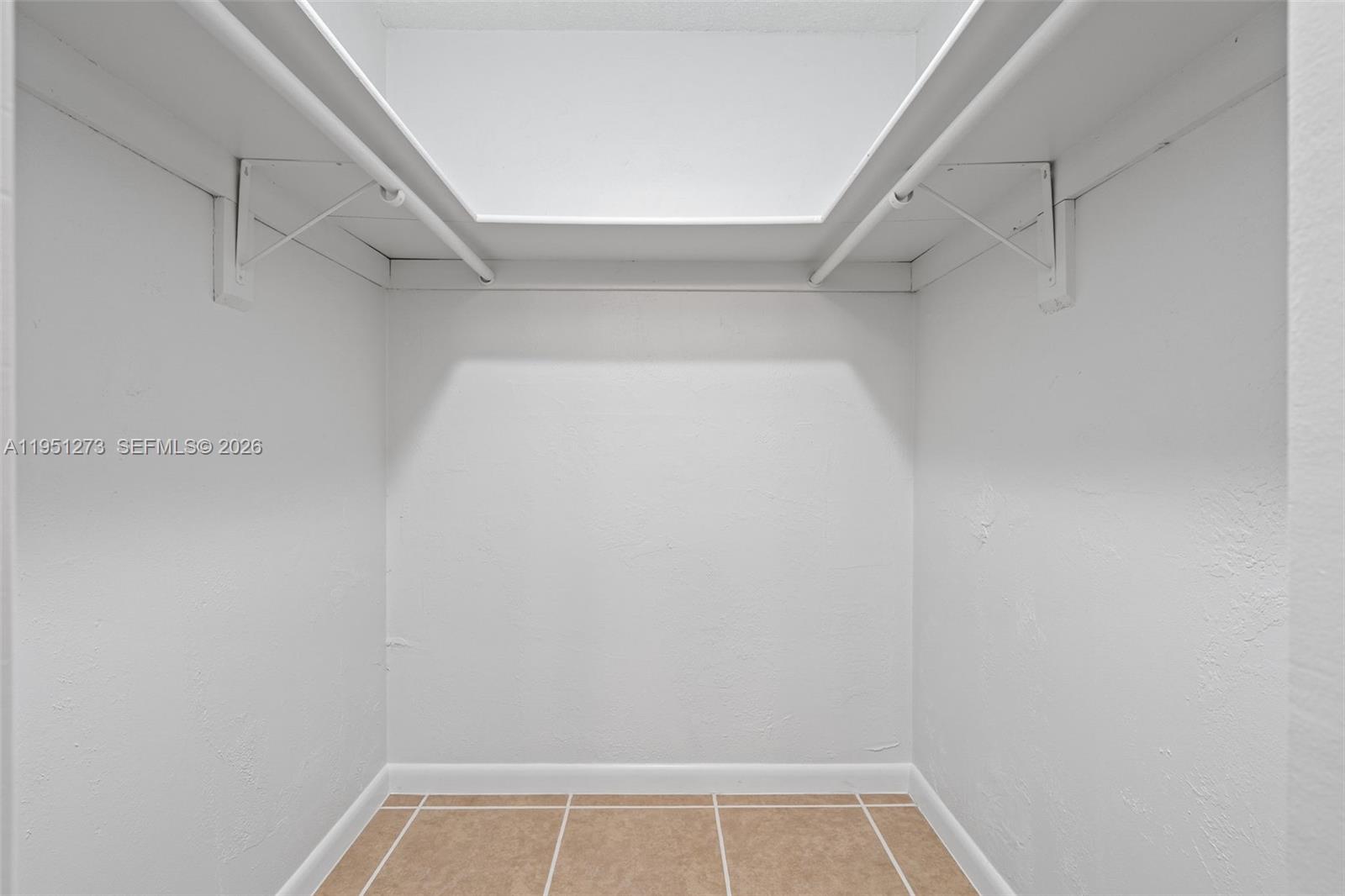 KINGS CREEK - Residential