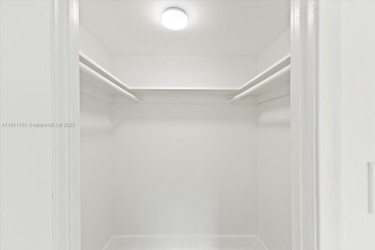 MEADOWBROOK TOWERS CONDO - Residential