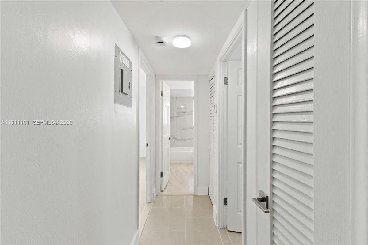 MEADOWBROOK TOWERS CONDO - Residential