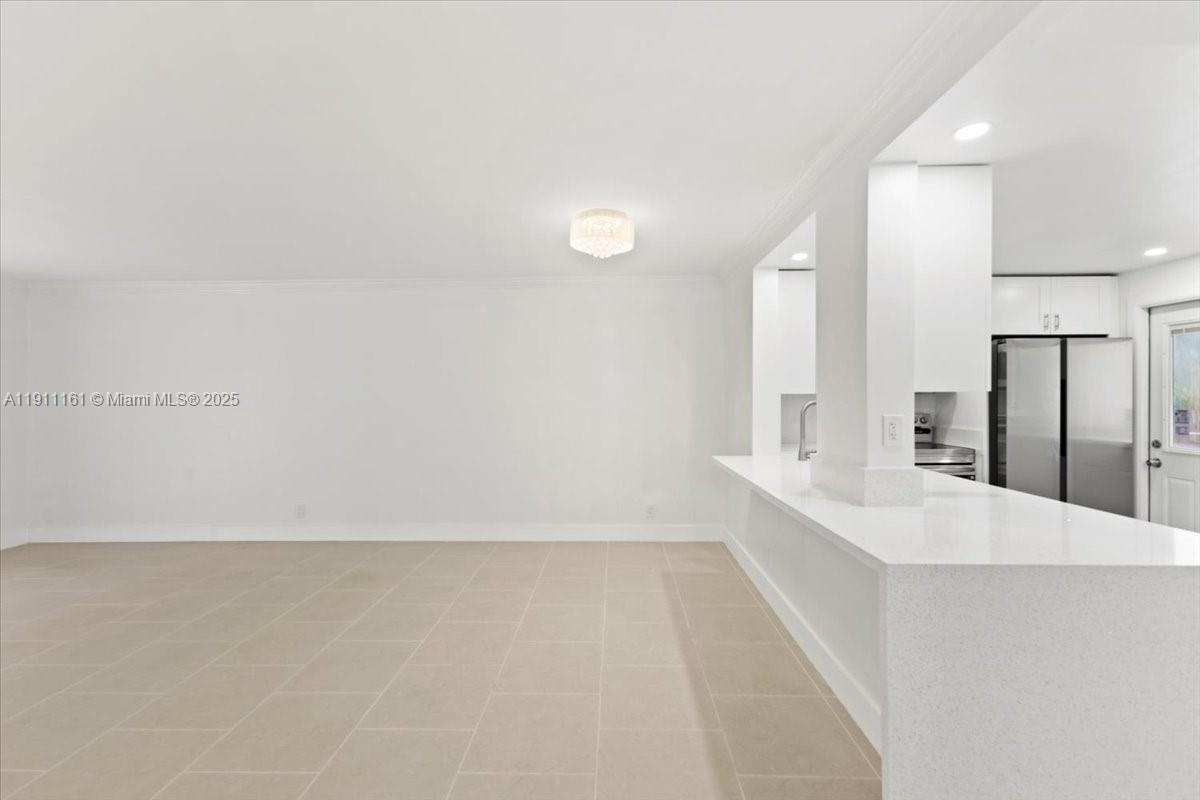 MEADOWBROOK TOWERS CONDO - Residential