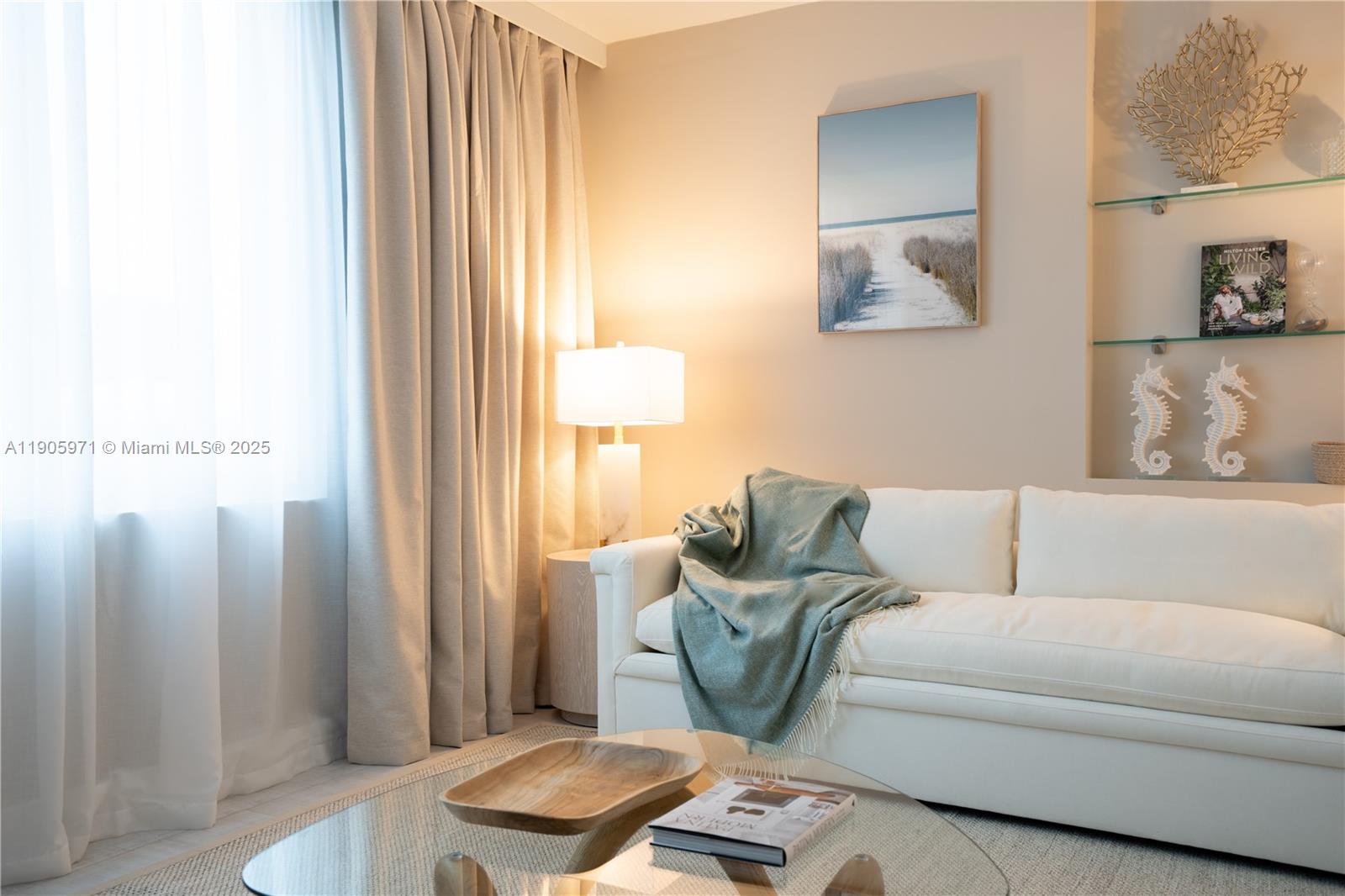 RONEY PALACE CONDO - Residential Lease