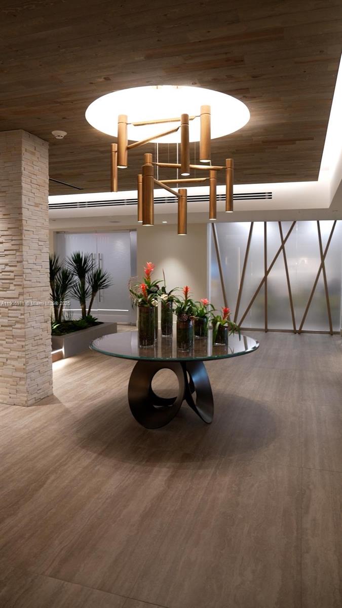 RONEY PALACE CONDO - Residential Lease