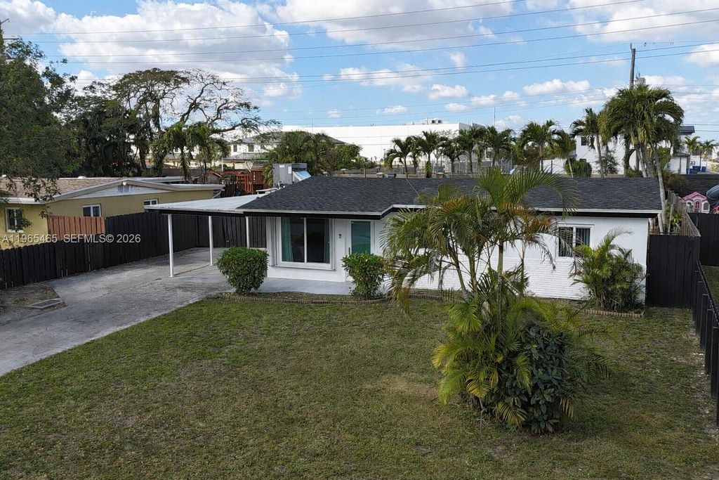 Photo of 3036 N 58th Ave, Hollywood, FL 33021 (MLS # A11965465)