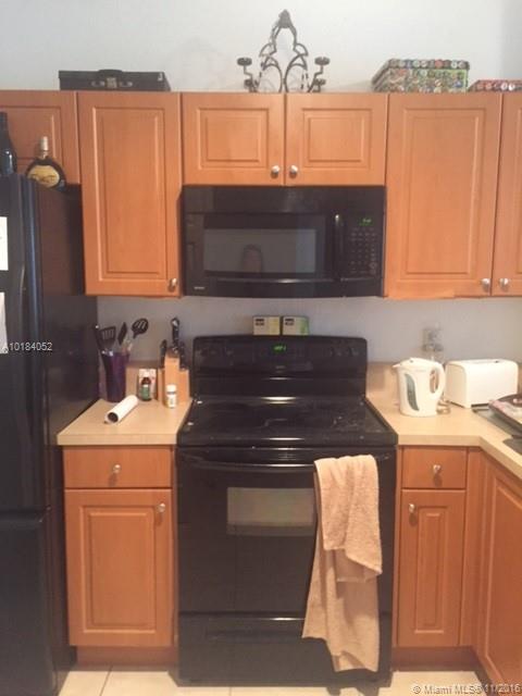 Great 3/2 villa with 1 car garage in the private gated community of Sabal Chase. Very few rentals in the community. Community pool. Clean and quiet community. AS IS!!! Looking for stable people with good credit, stable long term work experience and good rental references ONLY. Owner is very strict regarding applicants. First, Last, Security, Credit and Background check. or vouchers.
