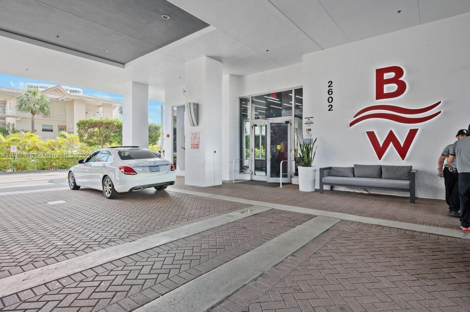 BEACHWALK CONDOMINIUM - Residential