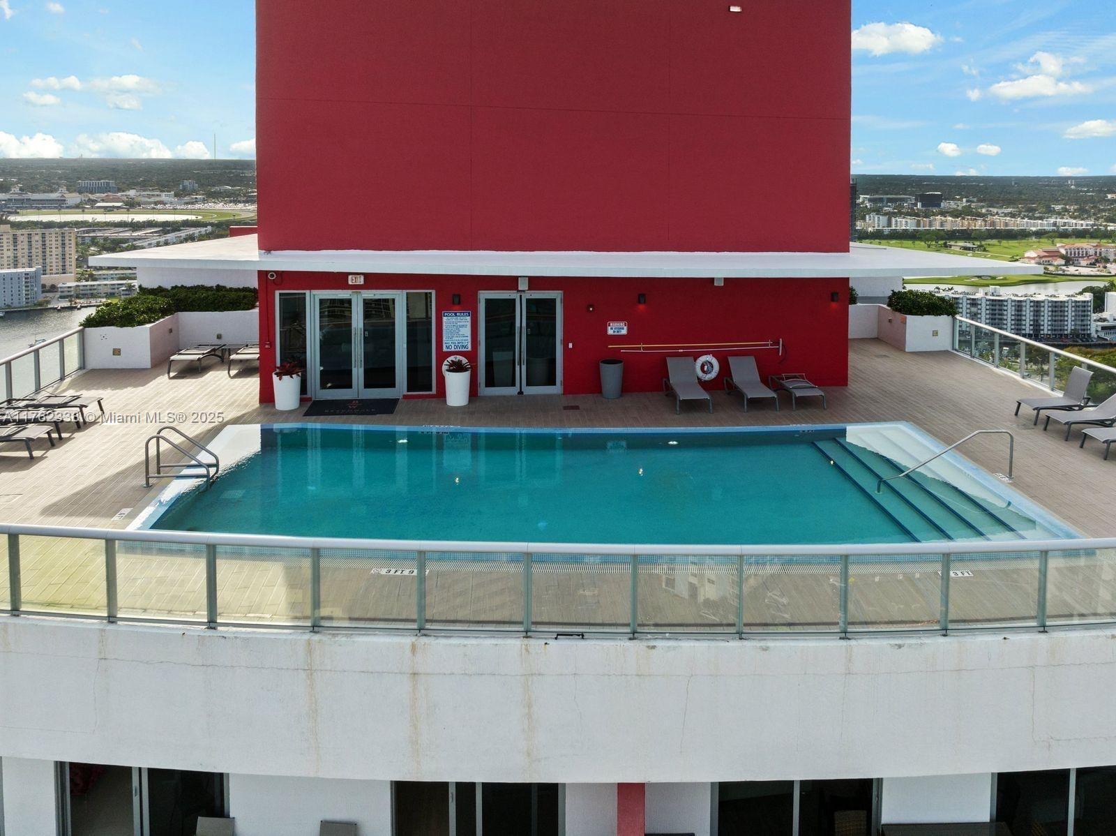 BEACHWALK CONDOMINIUM - Residential