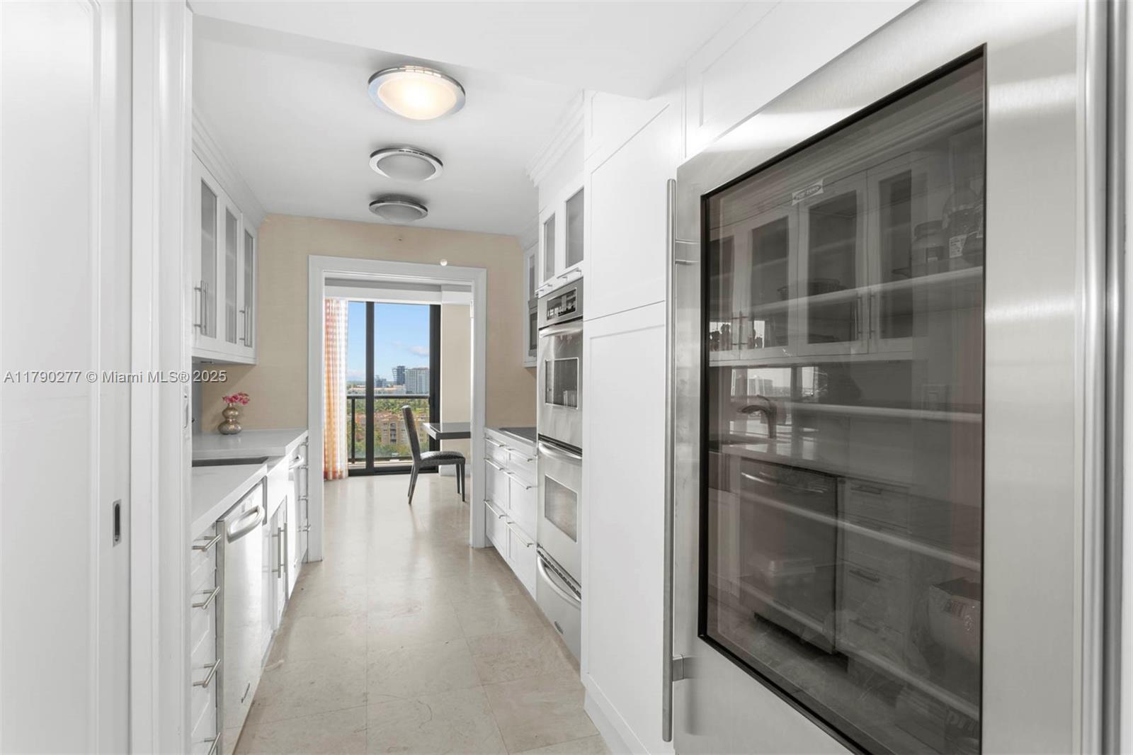 TURNBERRY ISLE SOUTH COND - Residential Lease