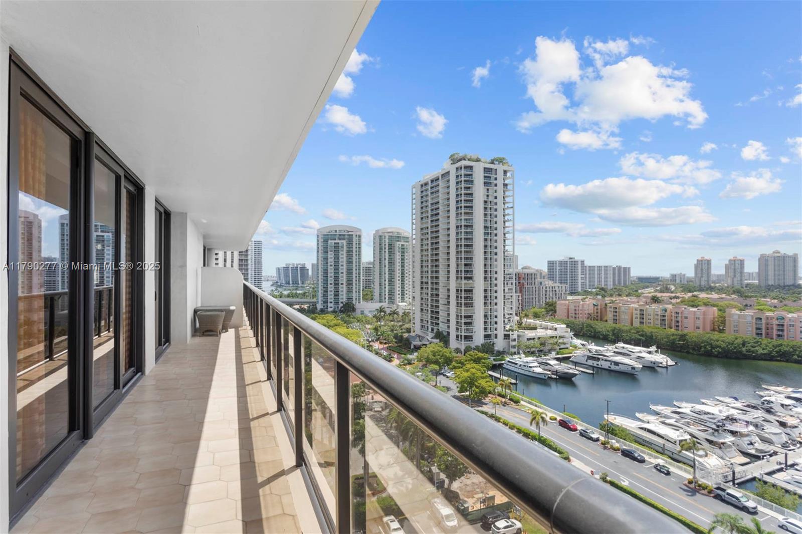 TURNBERRY ISLE SOUTH COND - Residential Lease