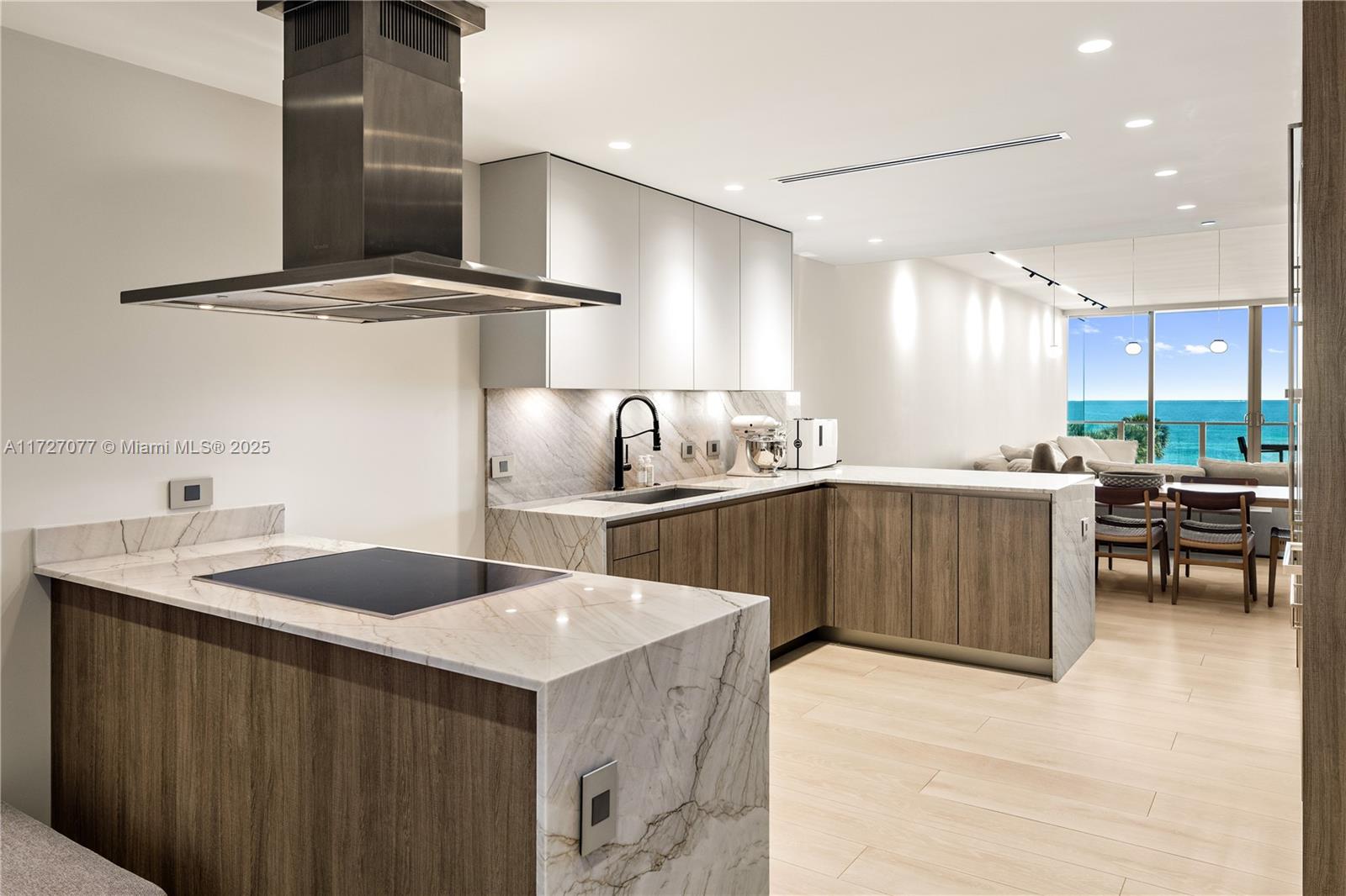 OCEANA KEY BISCAYNE CONDO - Residential