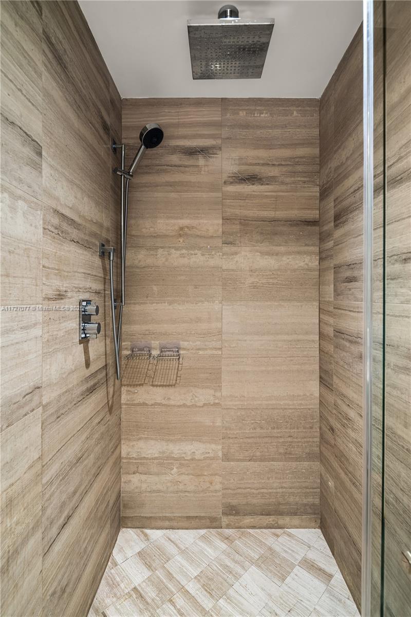 OCEANA KEY BISCAYNE CONDO - Residential