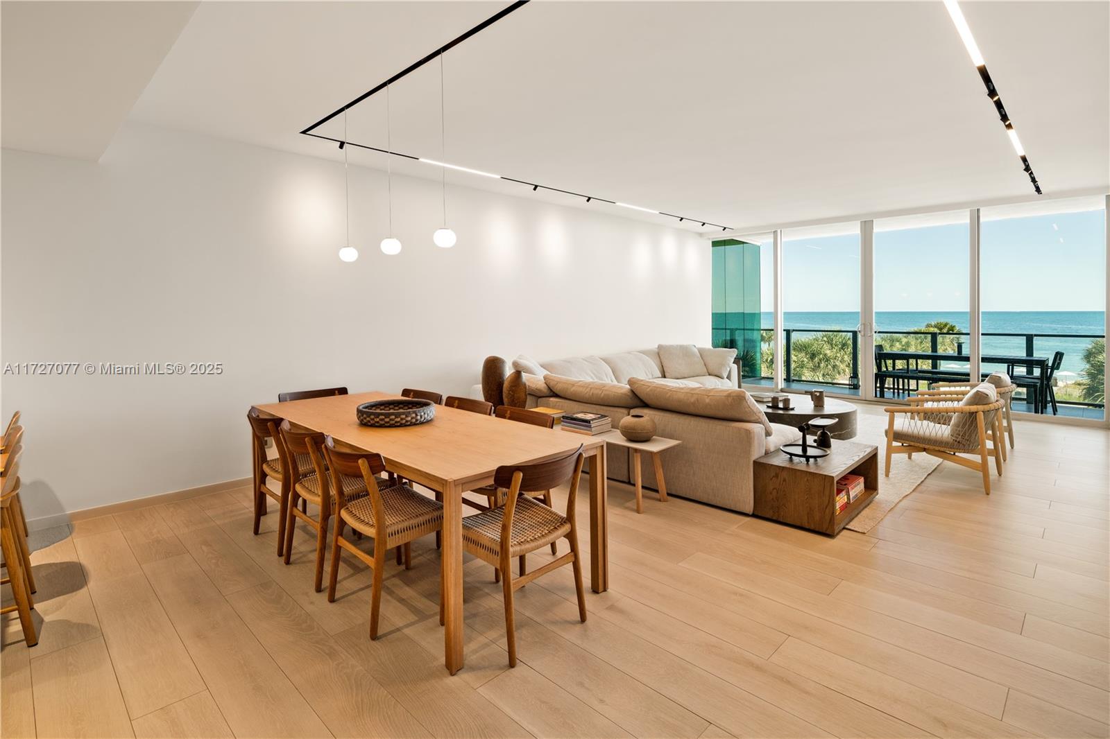 OCEANA KEY BISCAYNE CONDO - Residential