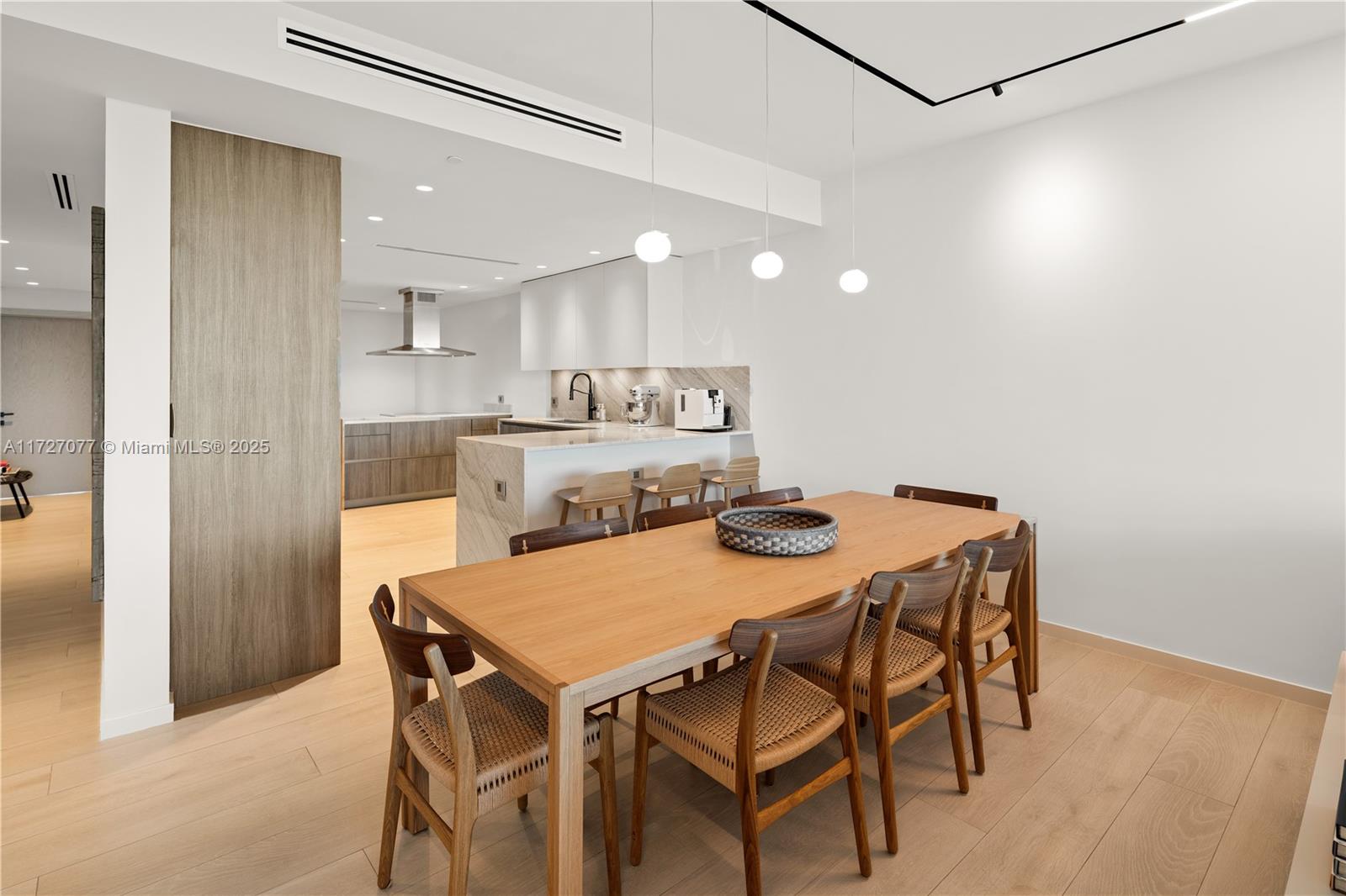 OCEANA KEY BISCAYNE CONDO - Residential