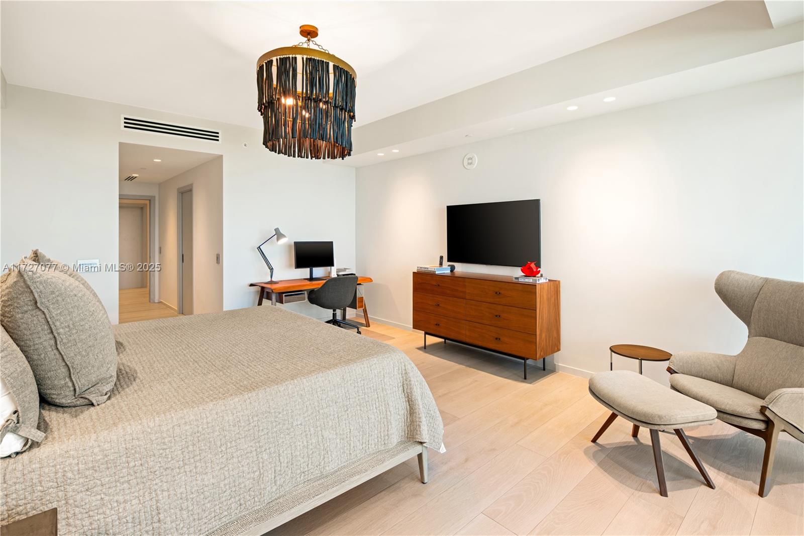 OCEANA KEY BISCAYNE CONDO - Residential