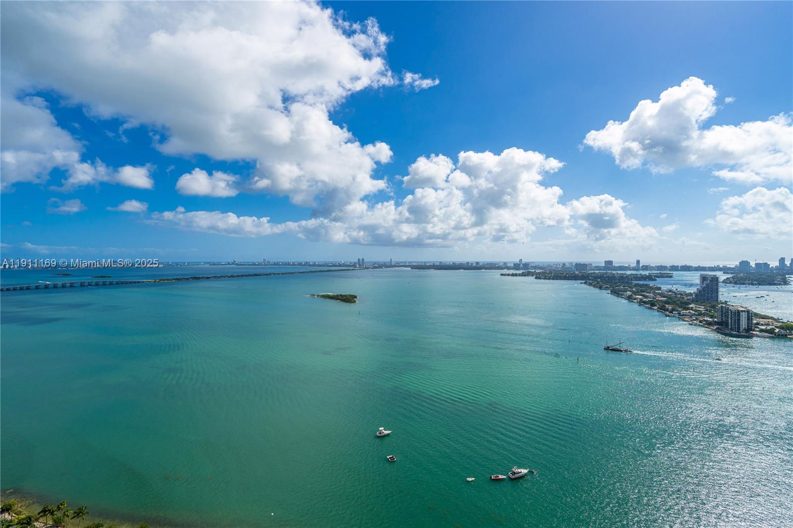 ARIA ON THE BAY CONDO - Residential