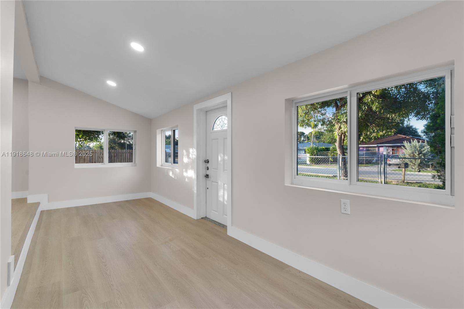 TOWN OF FLORIDA CITY - Residential