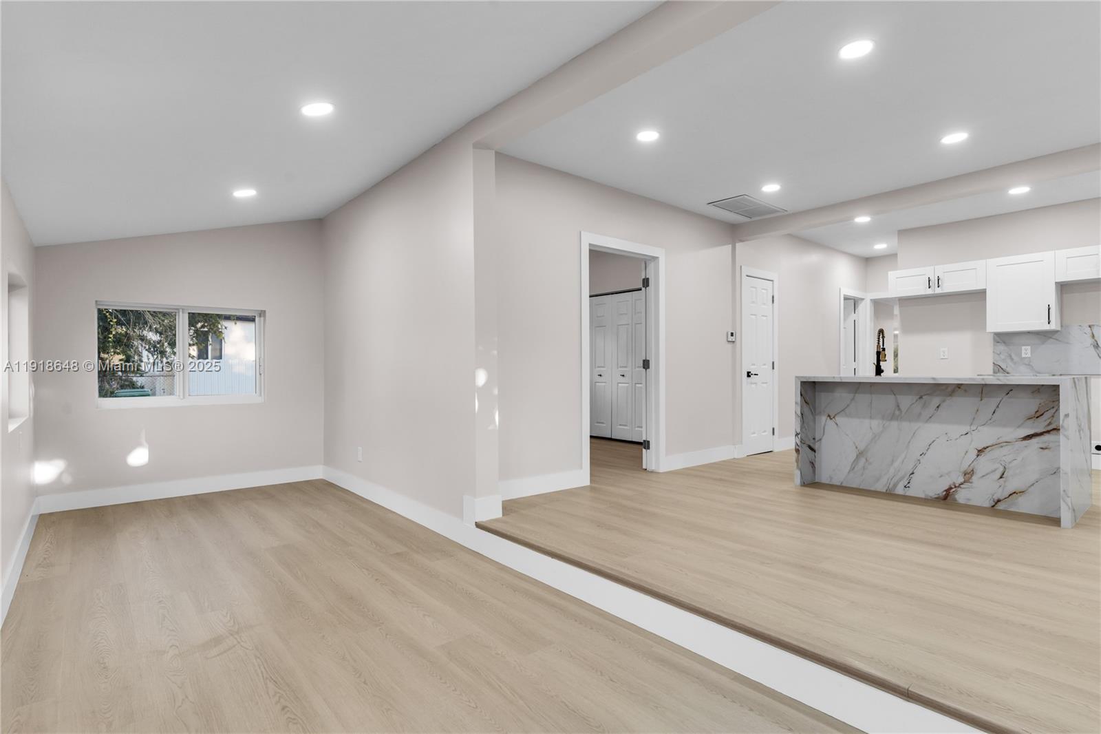 TOWN OF FLORIDA CITY - Residential