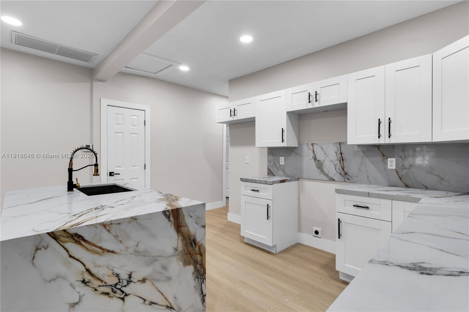 TOWN OF FLORIDA CITY - Residential