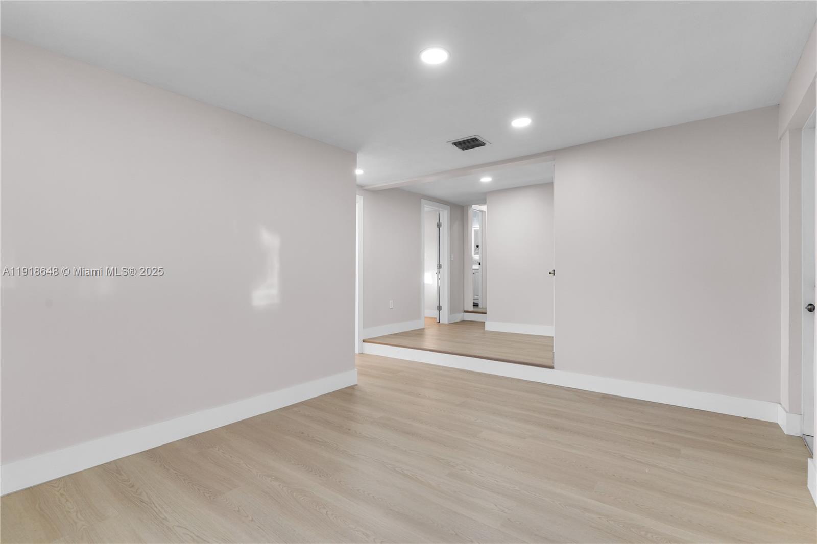 TOWN OF FLORIDA CITY - Residential