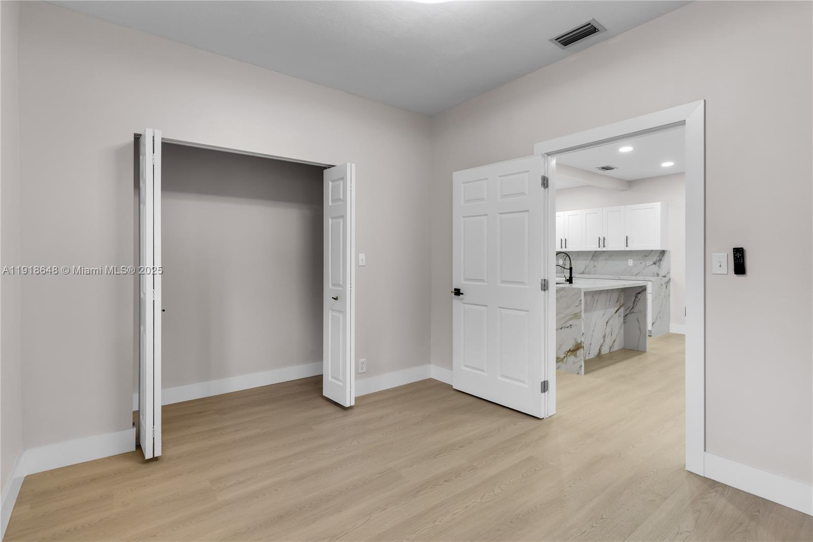 TOWN OF FLORIDA CITY - Residential