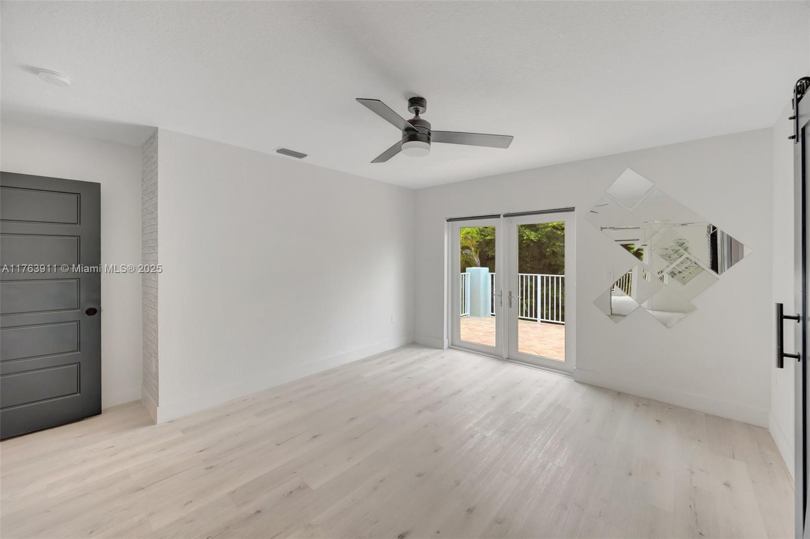 VILLAS OF OLD CUTLER - Residential Lease