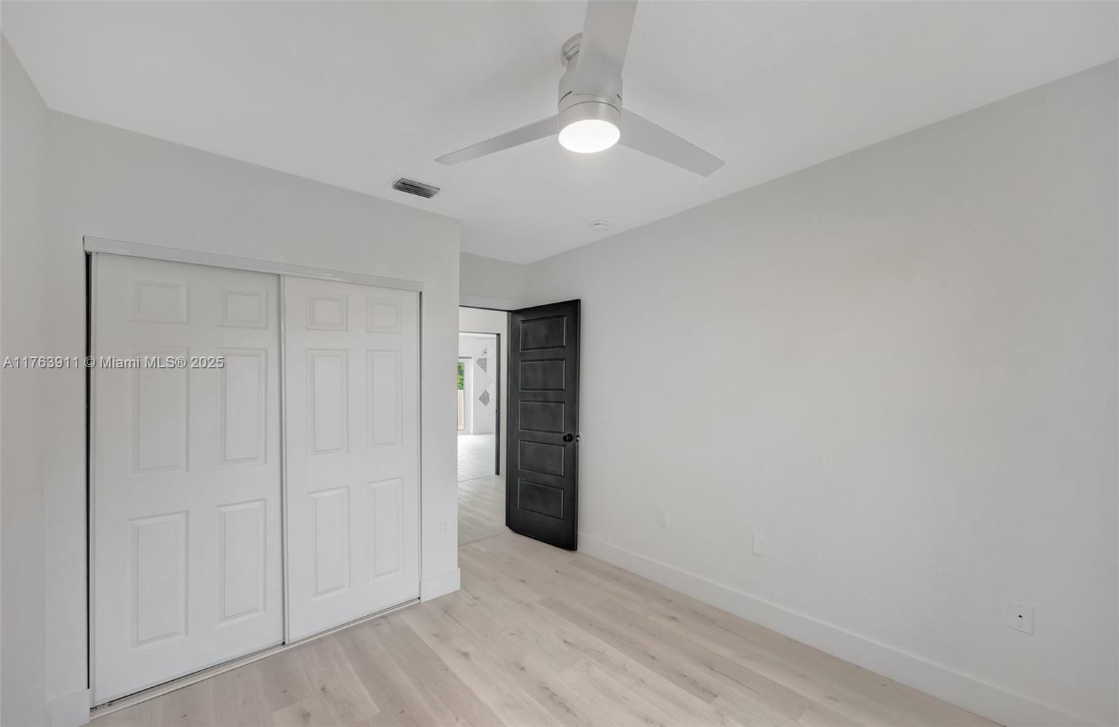 VILLAS OF OLD CUTLER - Residential Lease
