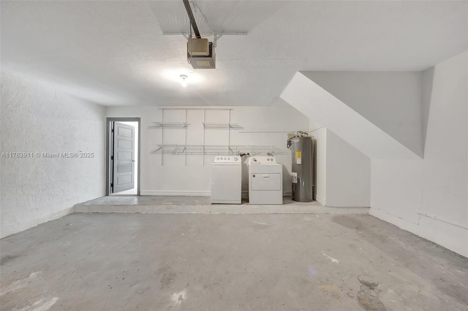VILLAS OF OLD CUTLER - Residential Lease