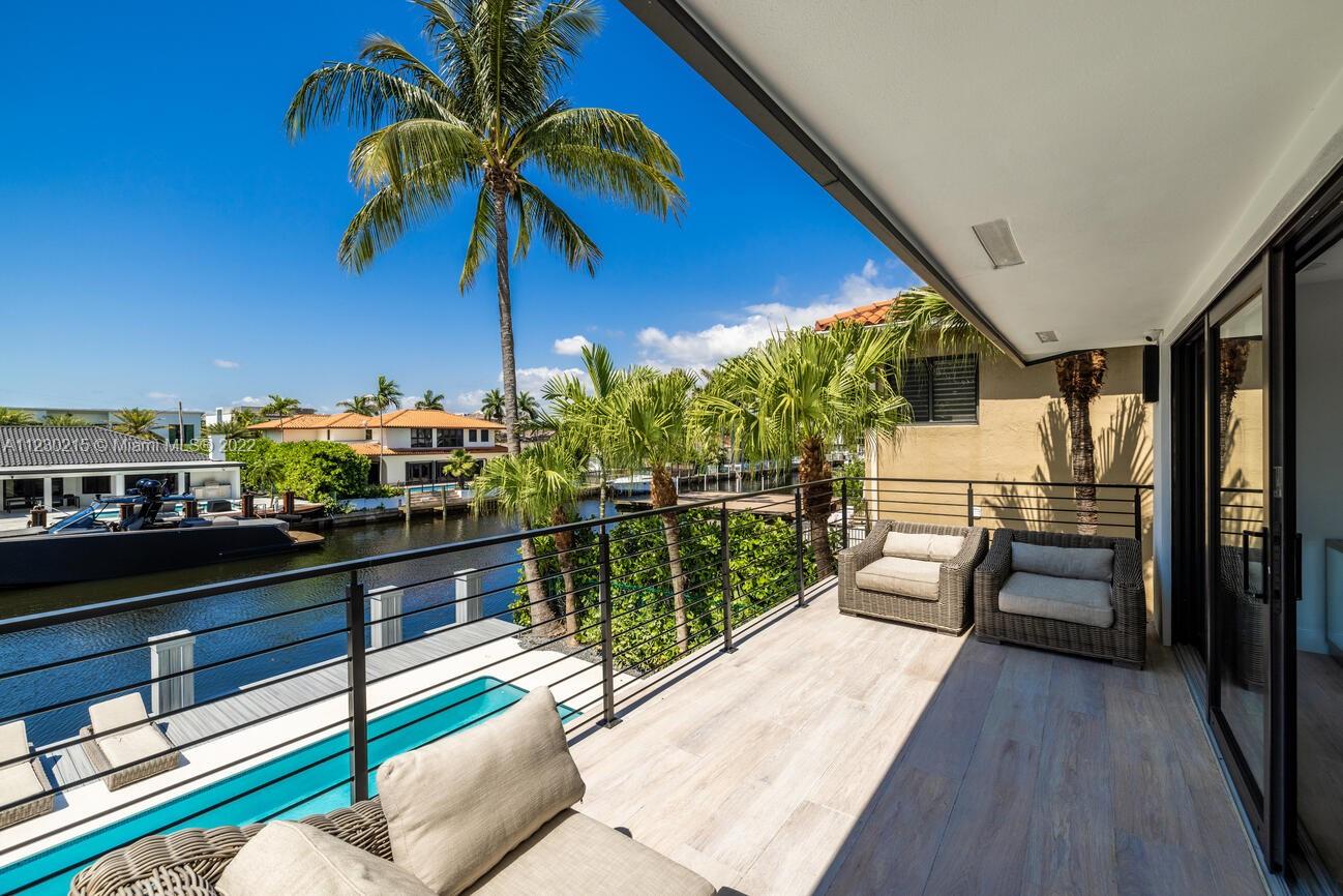 EASTERN SHORES 1ST ADDN - Residential