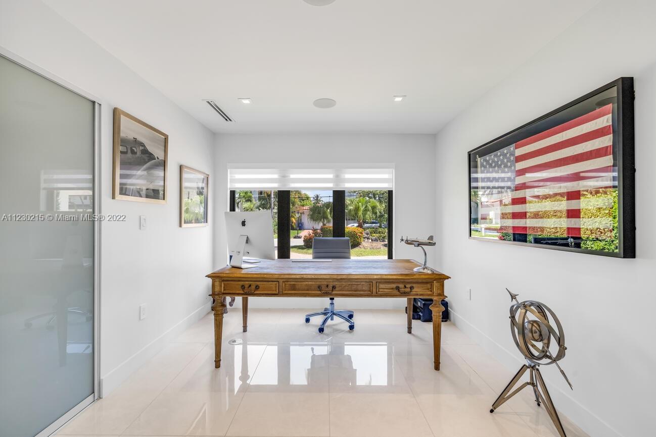 EASTERN SHORES 1ST ADDN - Residential