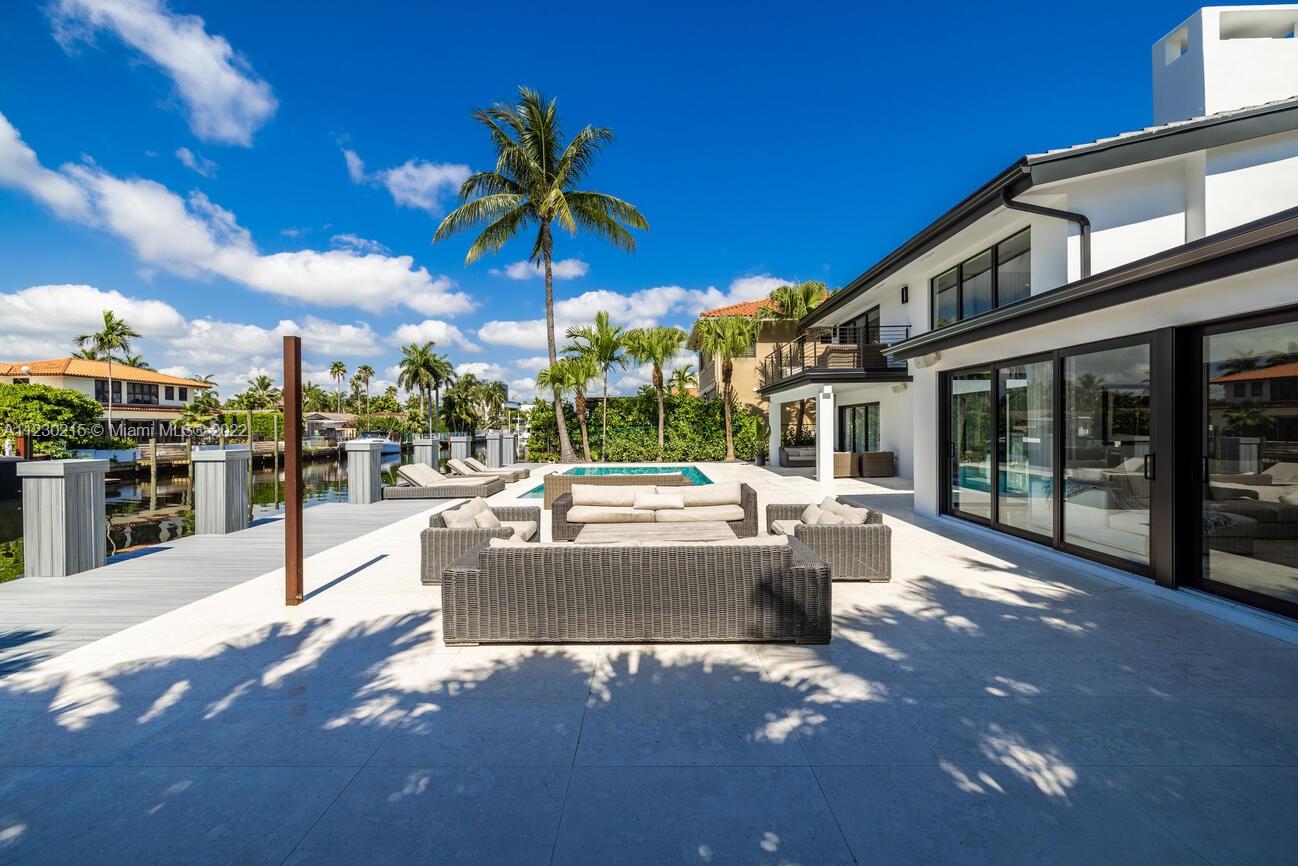 EASTERN SHORES 1ST ADDN - Residential