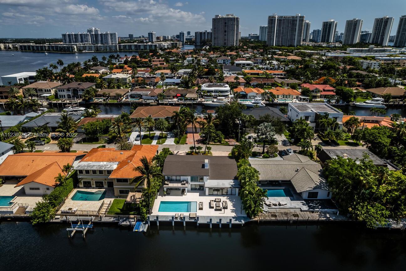 EASTERN SHORES 1ST ADDN - Residential