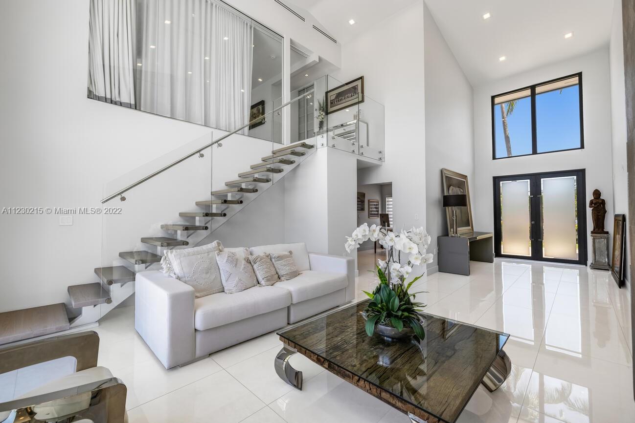 EASTERN SHORES 1ST ADDN - Residential