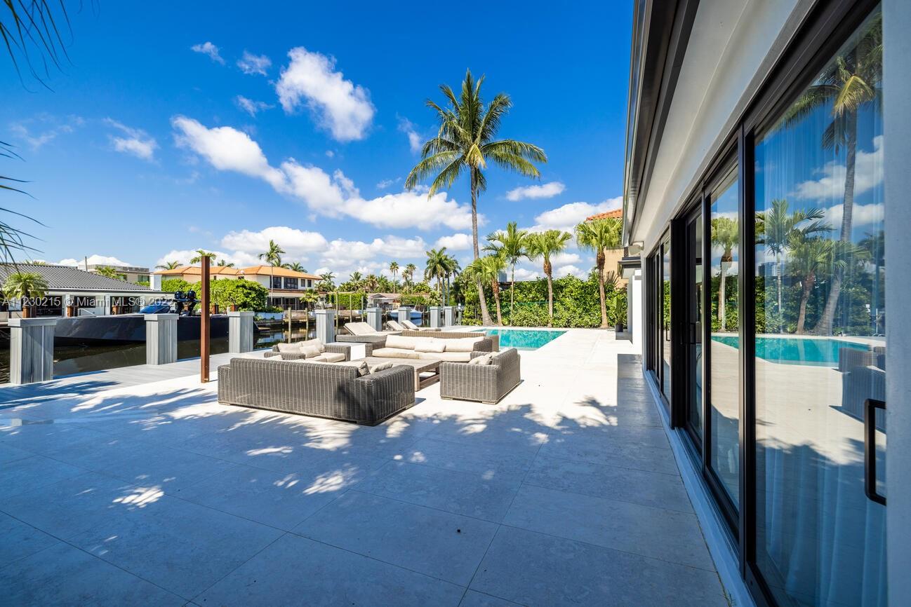 EASTERN SHORES 1ST ADDN - Residential