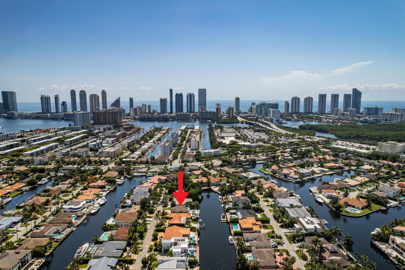 EASTERN SHORES 1ST ADDN - Residential