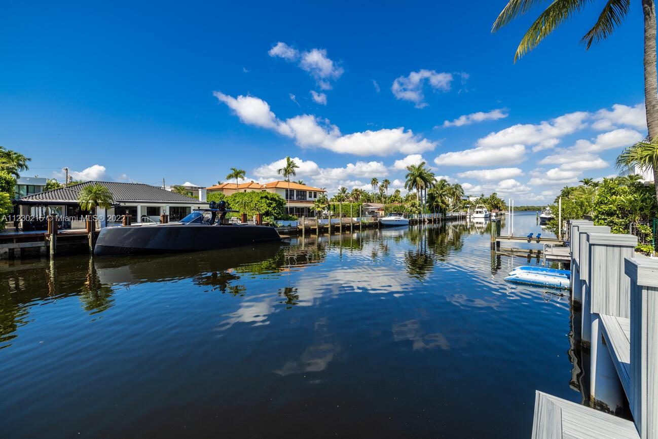 EASTERN SHORES 1ST ADDN - Residential