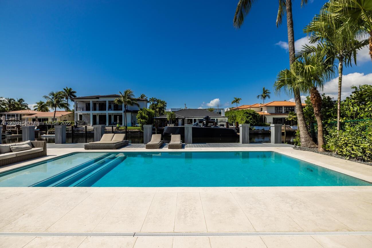 EASTERN SHORES 1ST ADDN - Residential