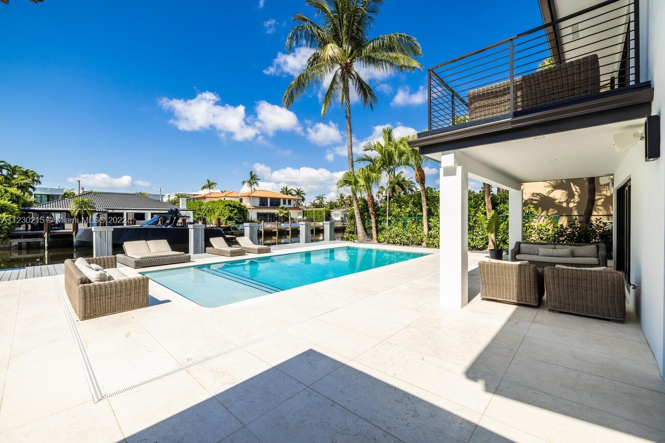 EASTERN SHORES 1ST ADDN - Residential