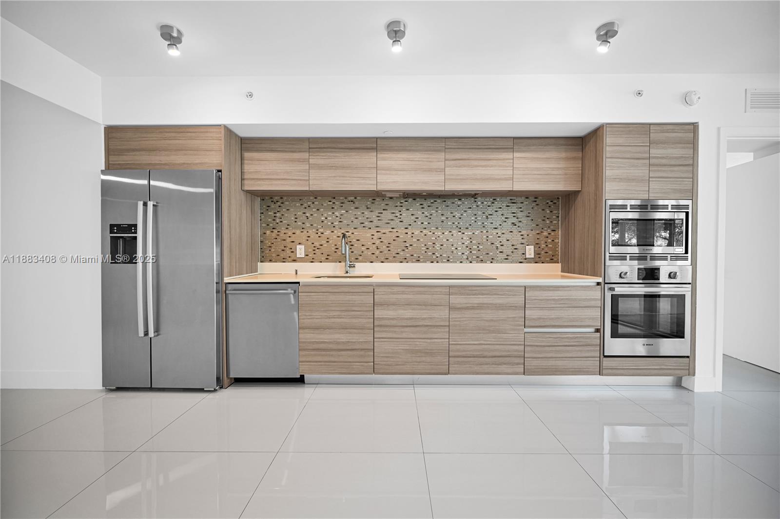 AMD PL OF 2ND OCEAN FRONT - Residential Lease