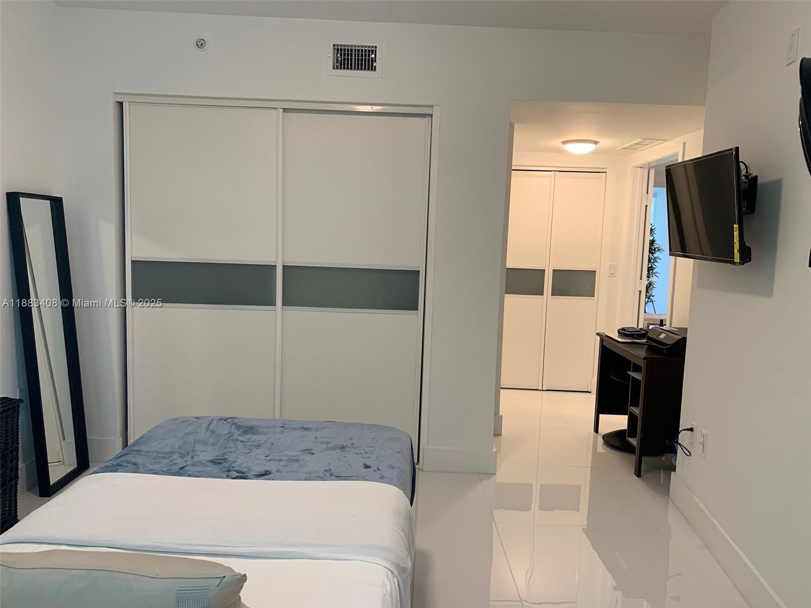 AMD PL OF 2ND OCEAN FRONT - Residential Lease