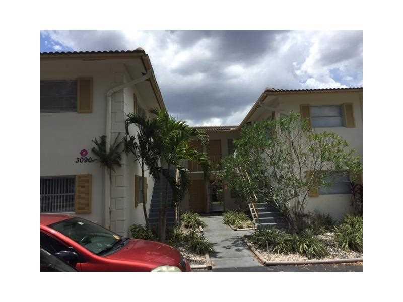 GREAT UNIT IN THE HEART OF CORAL SPRINGS, 2 BEDROOM 2 BATHROOM FIRST FLOOR UNIT! BRIGHT AND SPACIOUS, LARGE KITCHEN, GRANITE COUNTERTOP AND WOOD CABINETS, NICE AMENITIES FOR THE WHOLE FAMILY TO ENJOY, CLOSE TO RESTAURANTS, SHOPPING CENTERS AND MORE, FOR S HOWINGS PLEASE SEE BROKERS REMARKS!