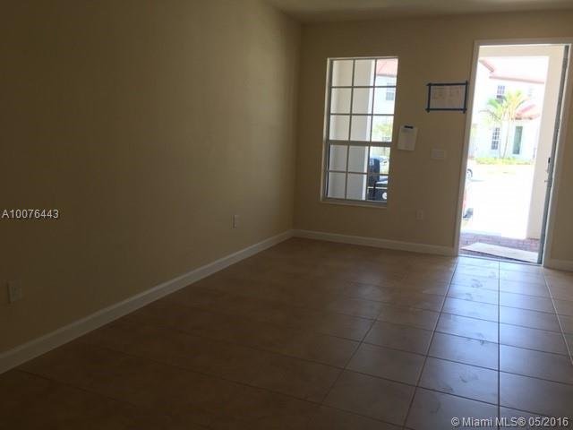 KENDALL SQUARE - Residential Lease