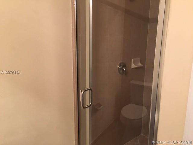 KENDALL SQUARE - Residential Lease