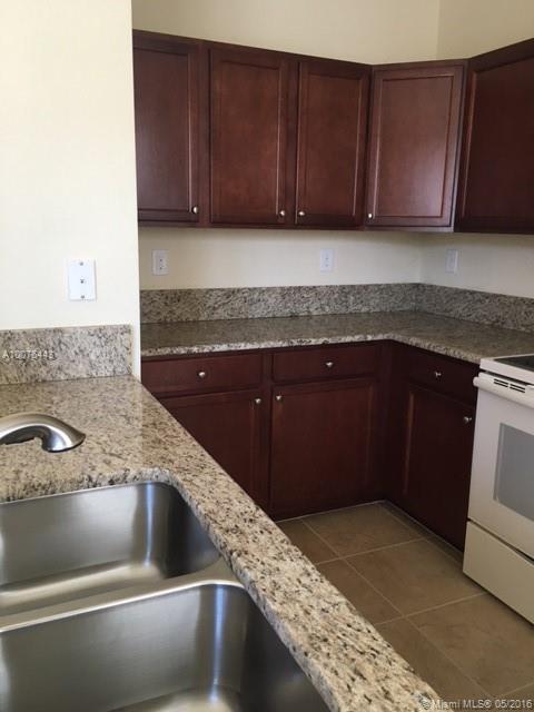 KENDALL SQUARE - Residential Lease